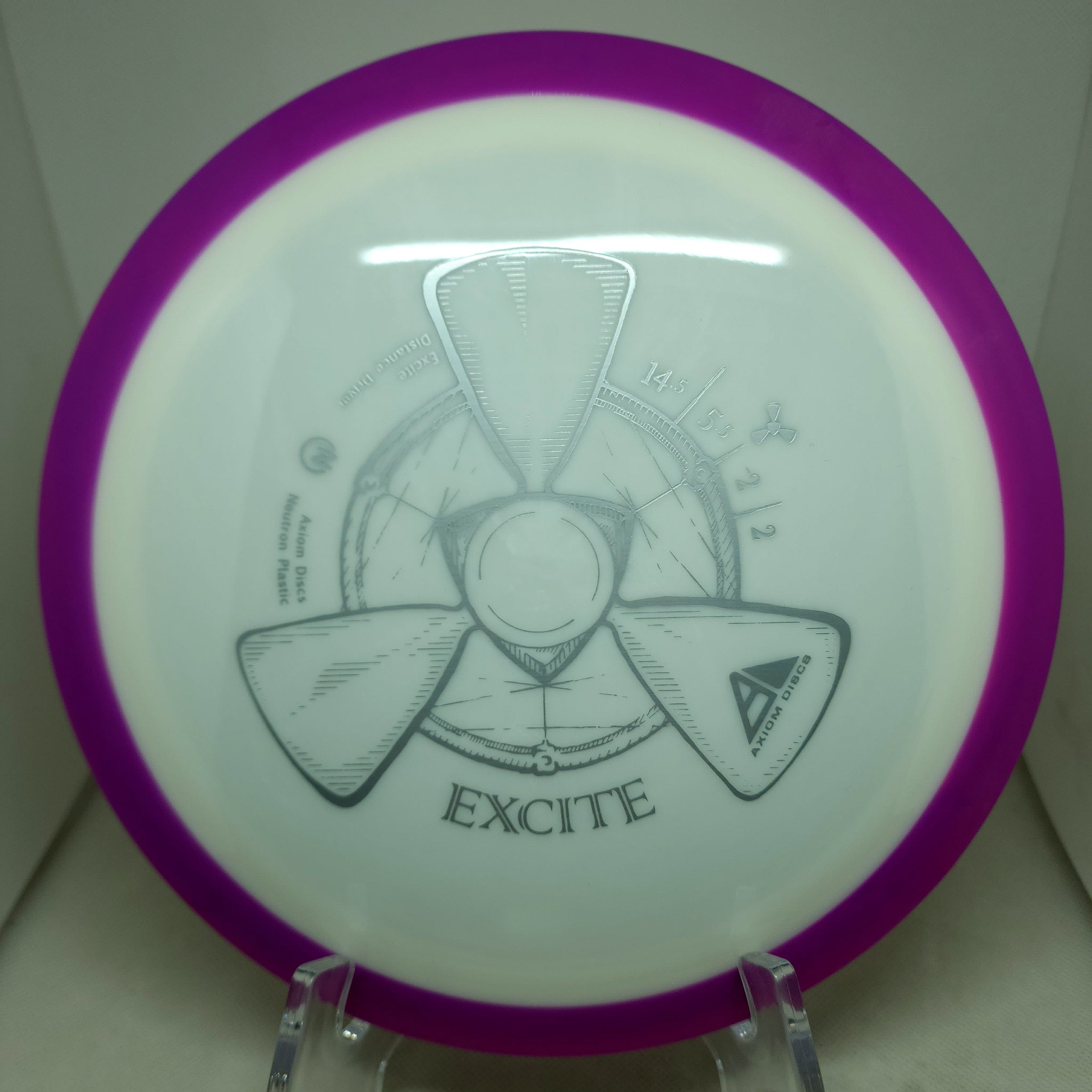 Excite (Neutron Plastic)