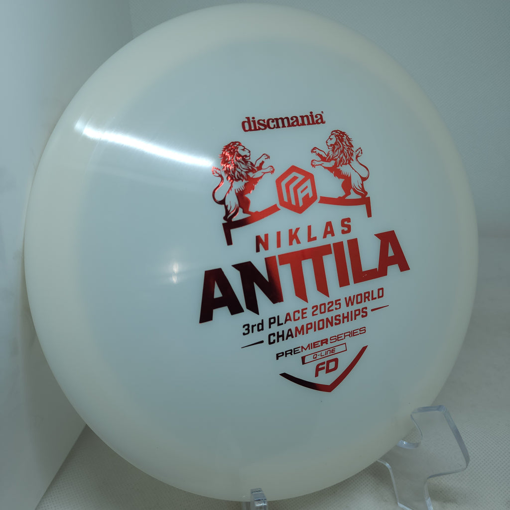 FD (Q-Line Plastic) Niklas Antilla & Ella Hansen