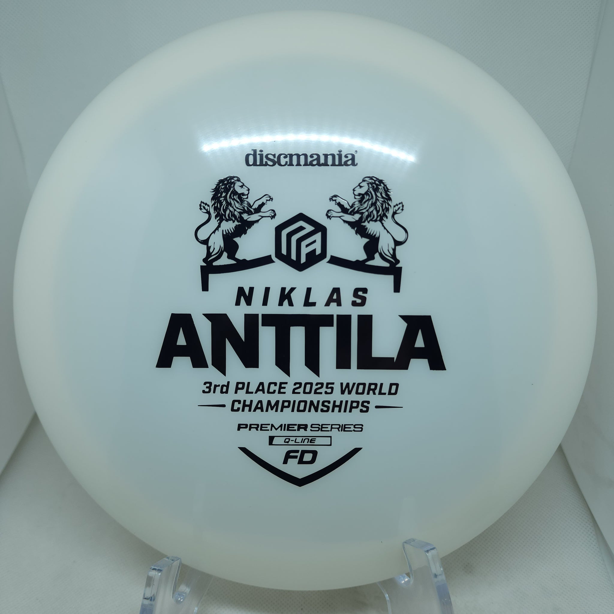 FD (Q-Line Plastic) Niklas Antilla & Ella Hansen