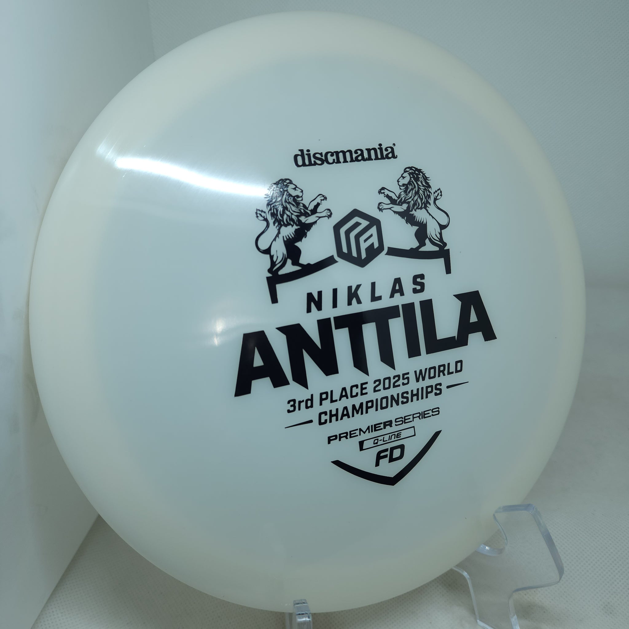 FD (Q-Line Plastic) Niklas Antilla & Ella Hansen